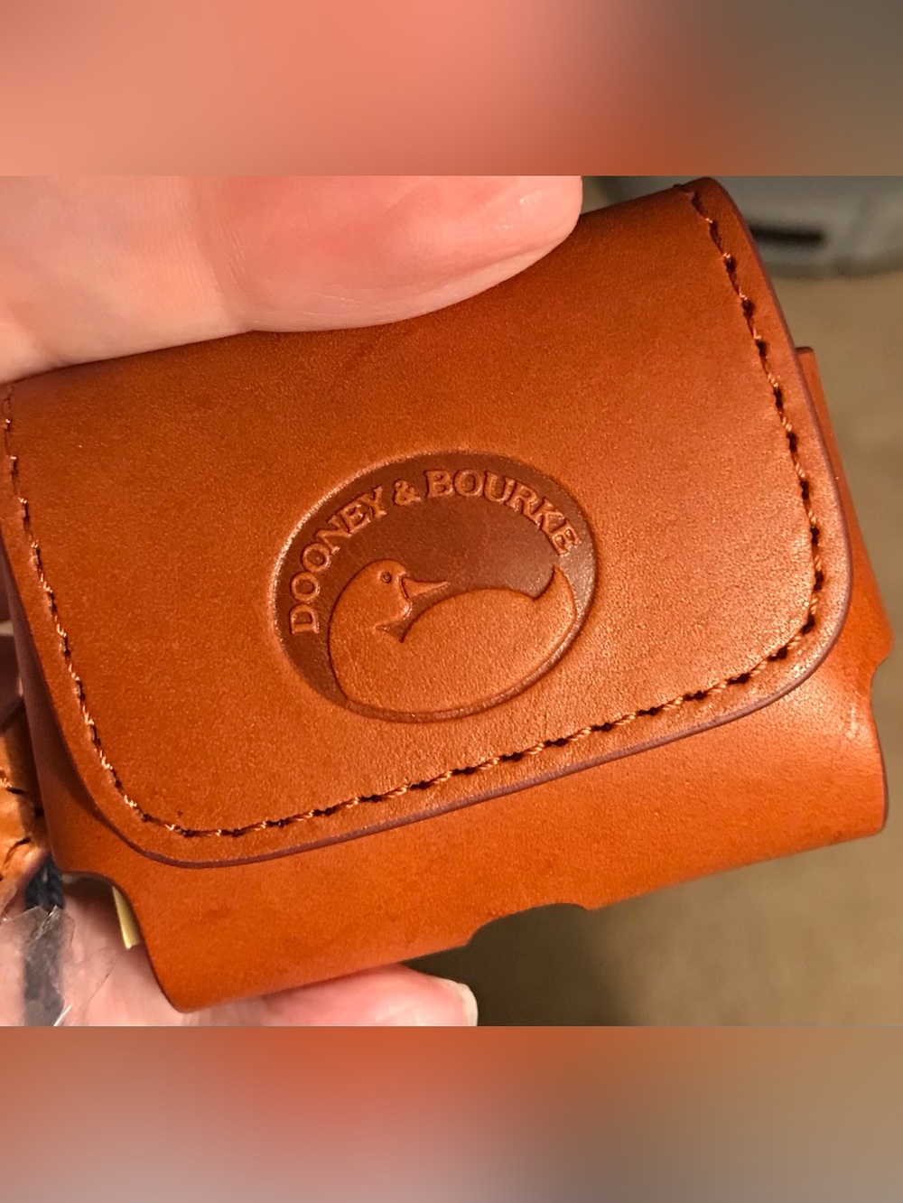Dooney & Bourke AirPod Case 🎧